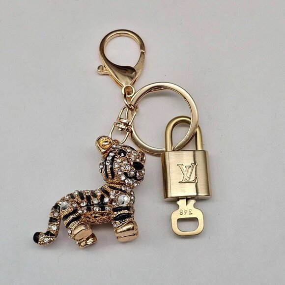 Authentic Louis Vuitton Lock & Key with unbranded Tiger Bagcharm, Keycharm - Picture 1 of 9